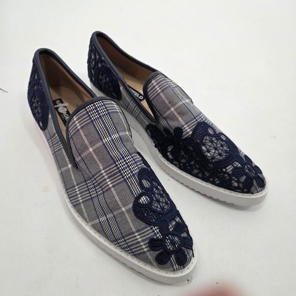 Karl Lagerfeld SZ 8.5M Paris Carlyn Lace Overlay Plaid Slip-On Sneakers - Picture 1 of 7